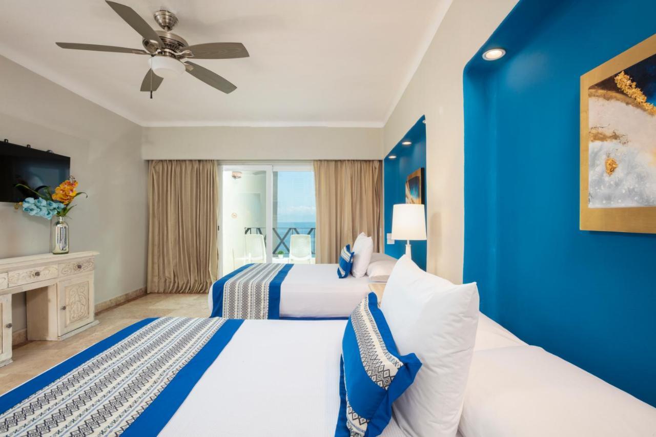 Blue Chairs Beachfront Resort Puerto Vallarta - Adults Only Eksteriør billede