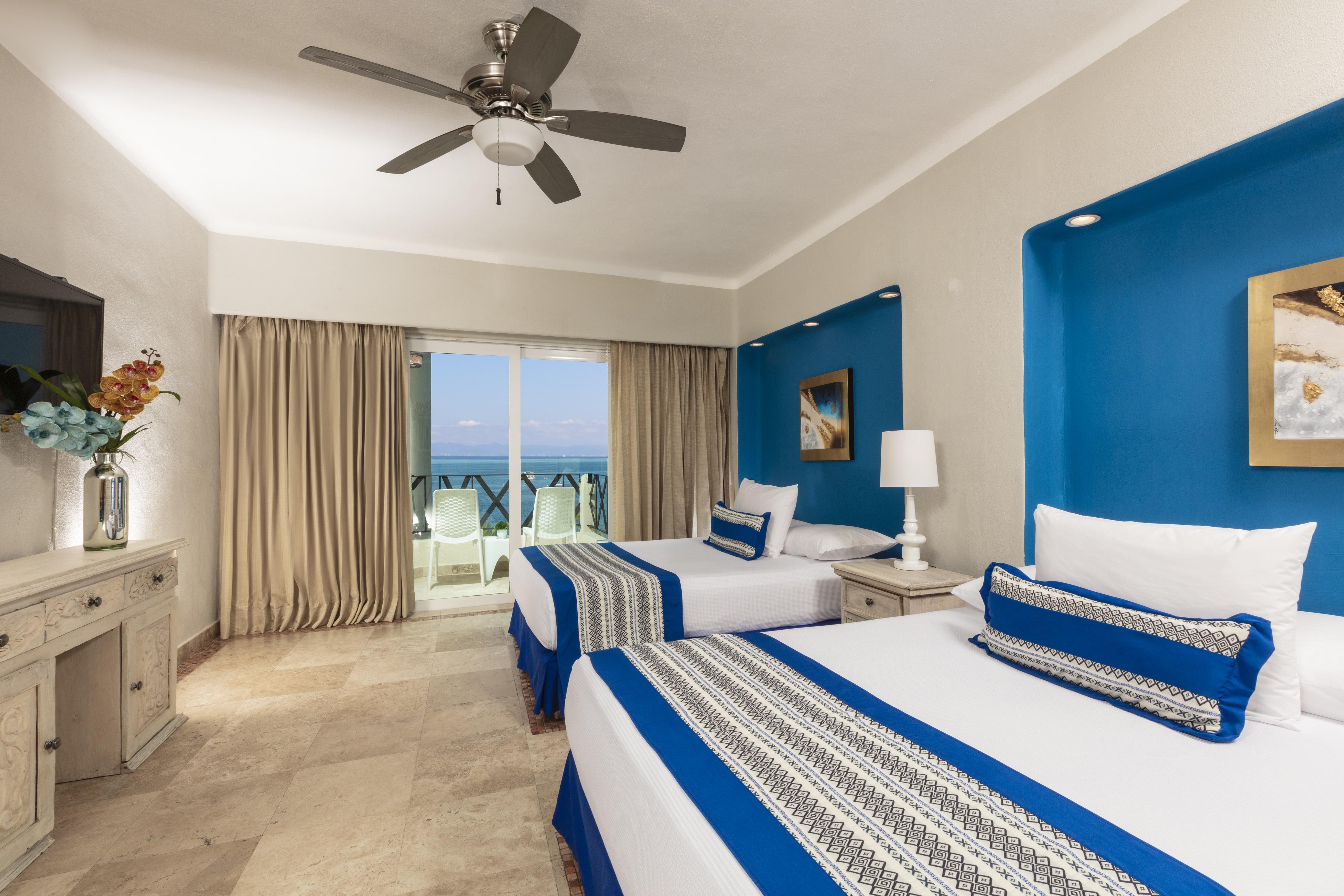 Blue Chairs Beachfront Resort Puerto Vallarta - Adults Only Eksteriør billede