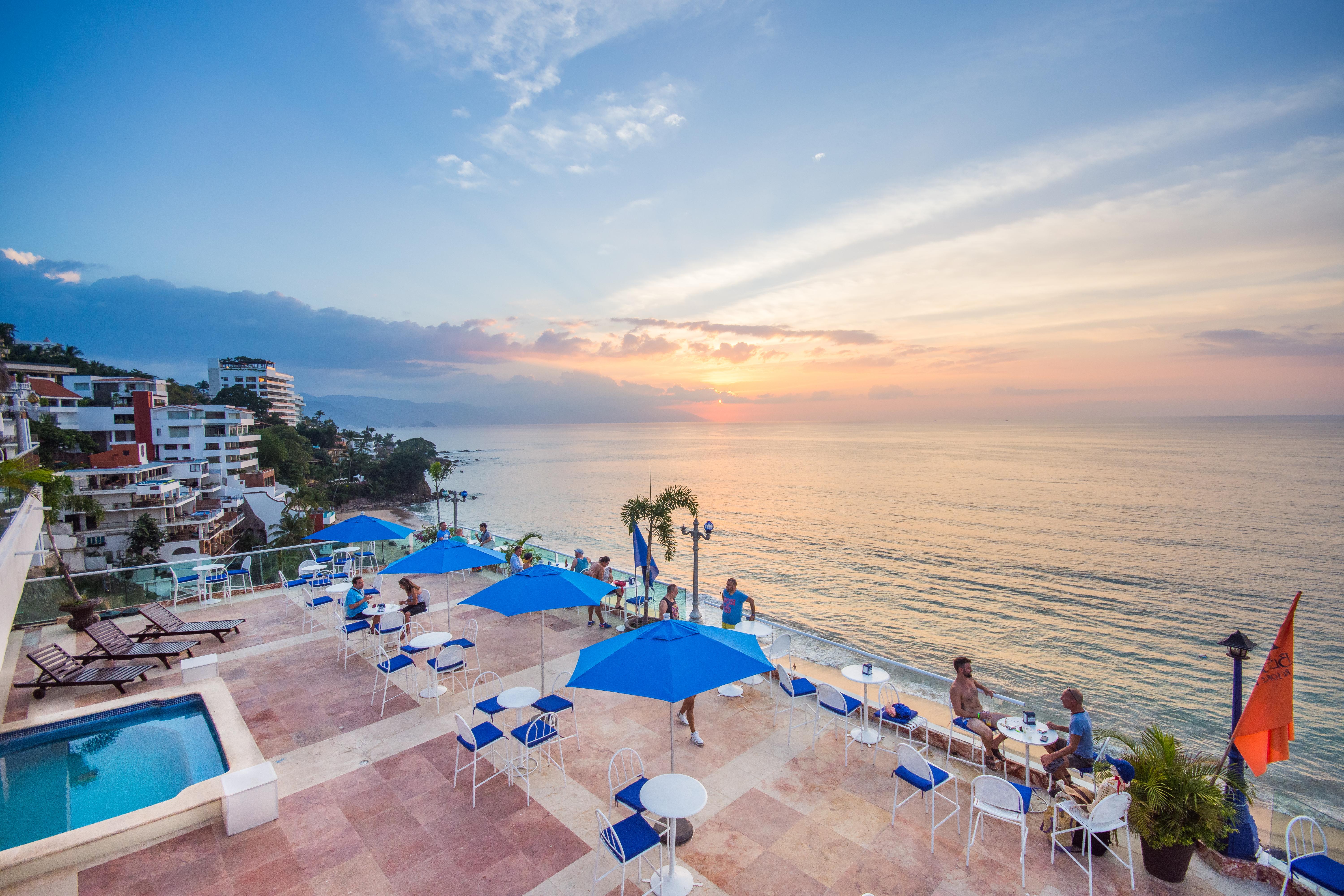 Blue Chairs Beachfront Resort Puerto Vallarta - Adults Only Eksteriør billede